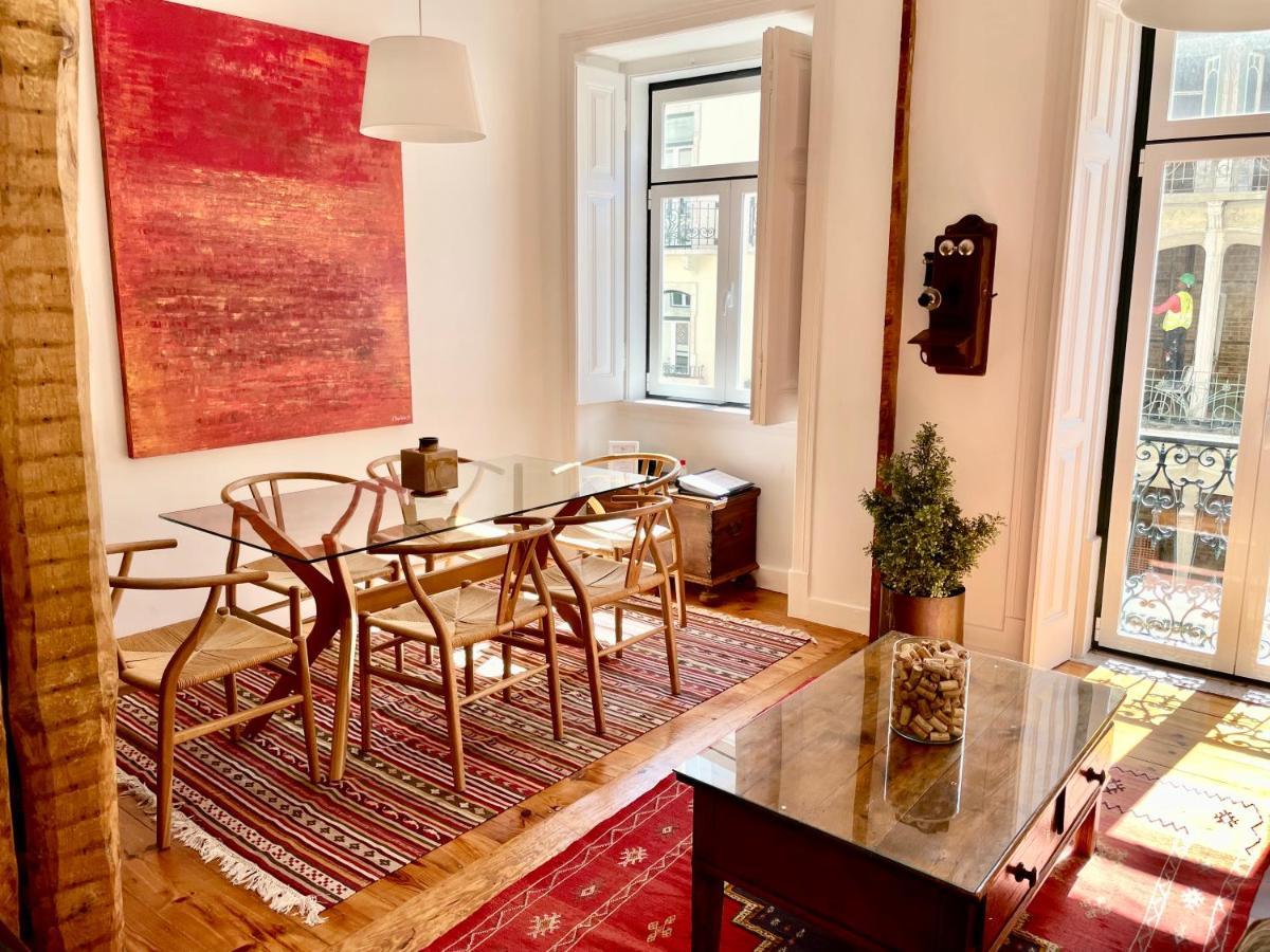 4 Bedroom Apartment On The City Center Лиссабон Экстерьер фото
